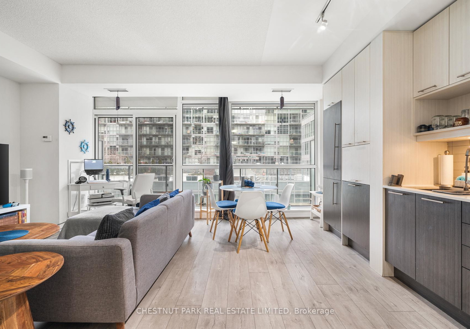 199-richmond-street-toronto-ontario-c12810076