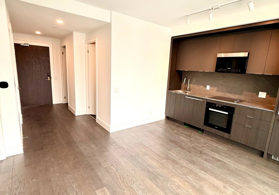 6-greenbriar-road-north-york-ontario-c12810082