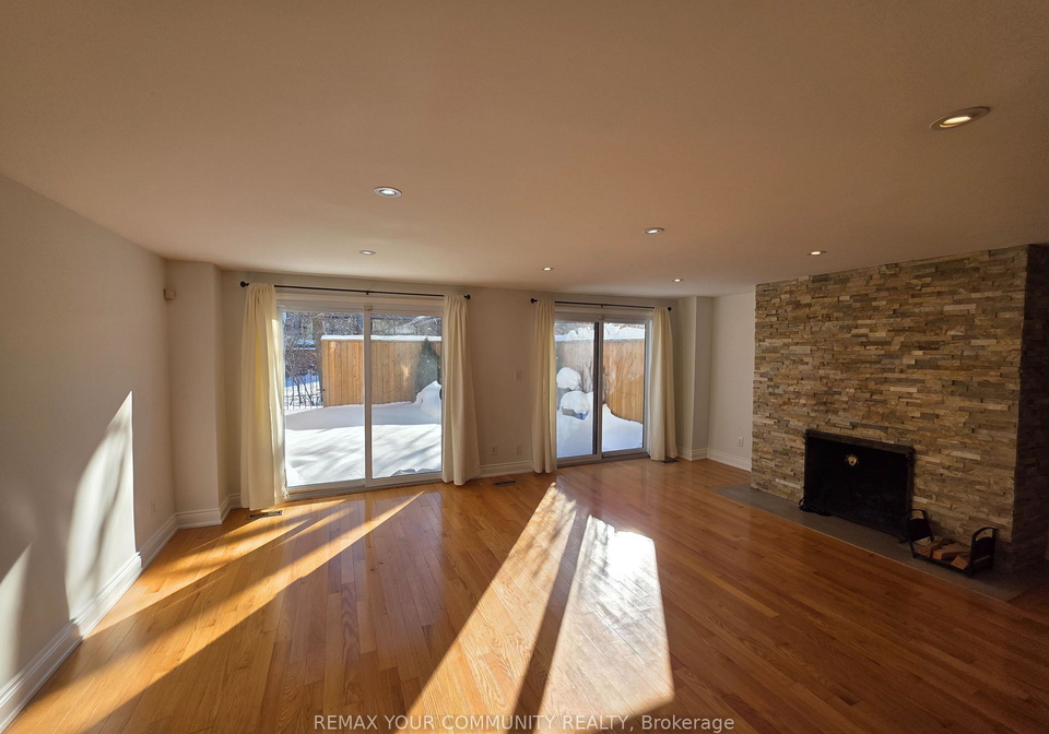 5-james-foxway-north-york-ontario-c12810142