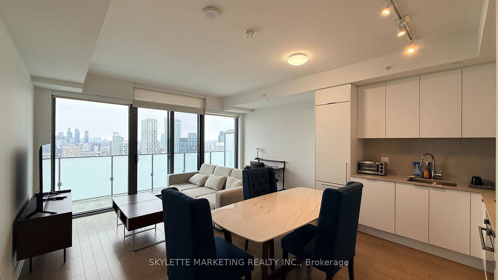 20-lombard-street-toronto-ontario-c12810242
