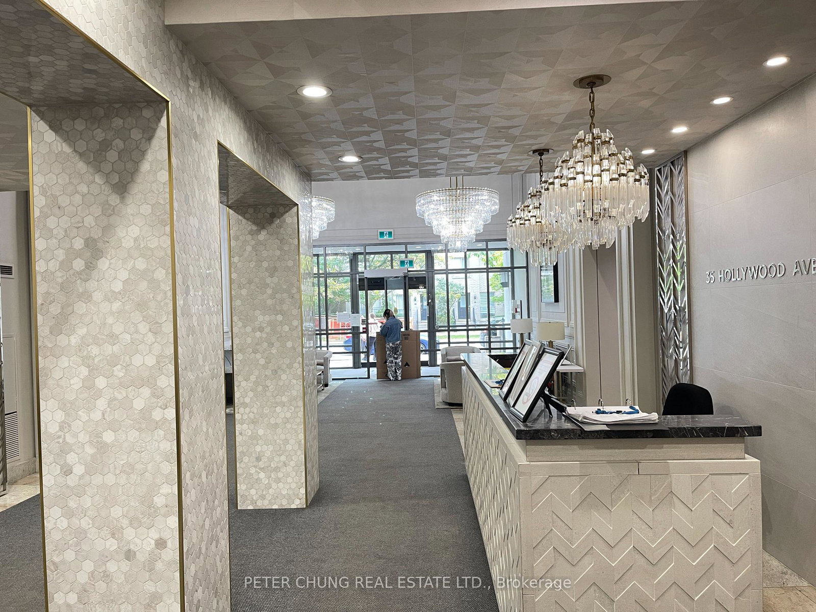 35-hollywood-avenue-north-york-ontario-c12810404
