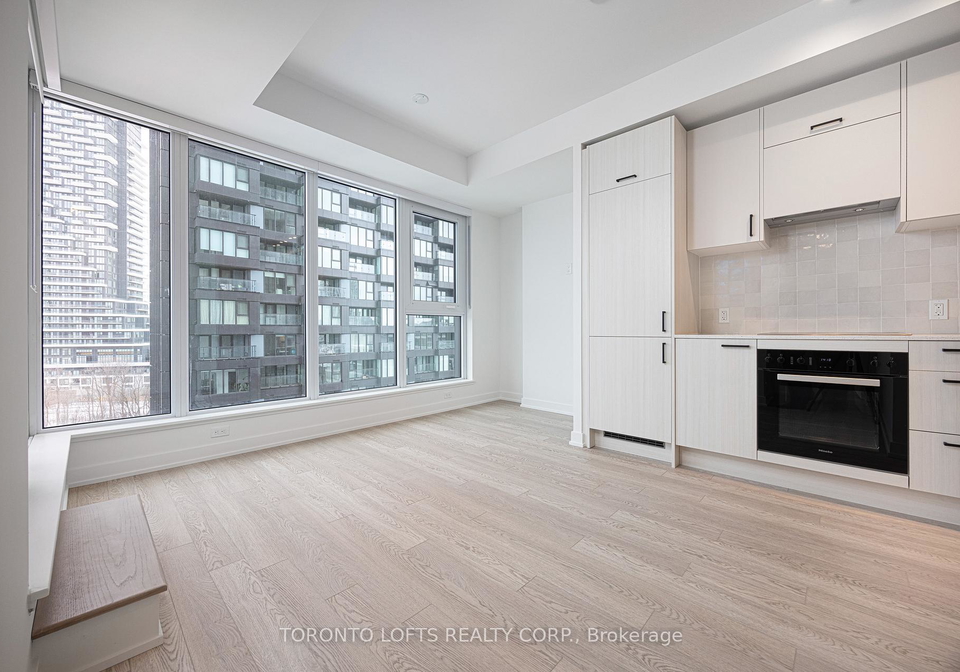 1-quarrington-lane-north-york-ontario-c12810428