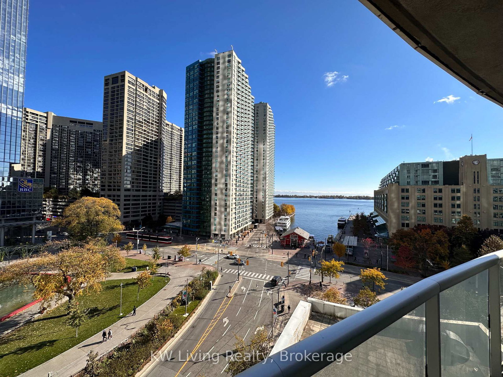 8-york-street-toronto-ontario-c12810458