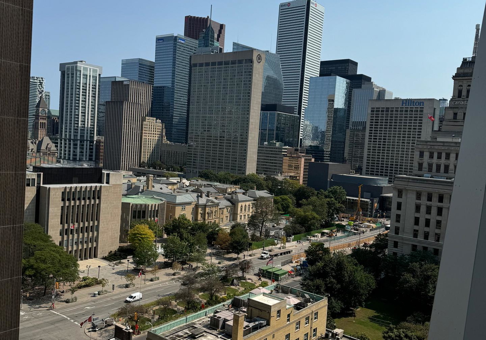 230-simcoe-street-toronto-ontario-c12810474