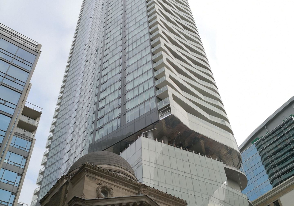 197-yonge-street-toronto-ontario-c12810764