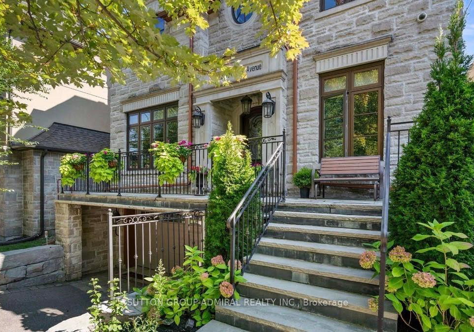 669-bedford-park-avenue-toronto-ontario-c12810810