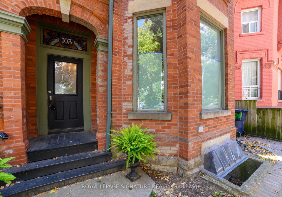 103-gloucester-street-toronto-ontario-c12810902