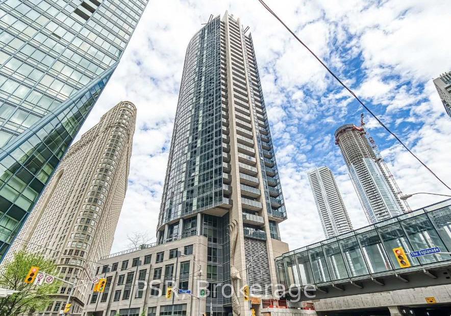 1-the-esplanade-toronto-ontario-c12811230