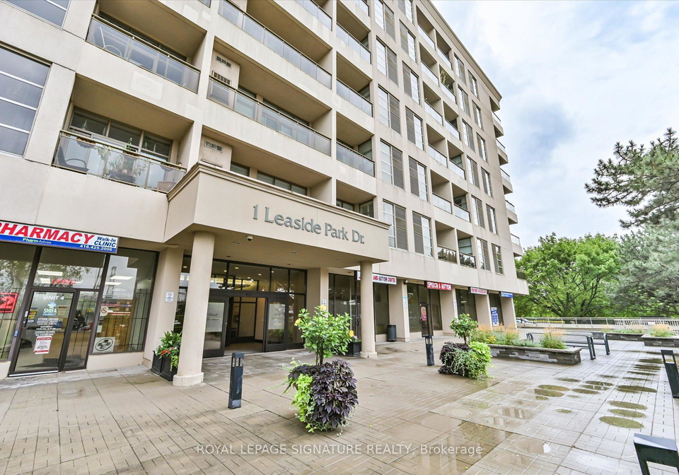 1-leaside-park-drive-east-york-ontario-c12811396