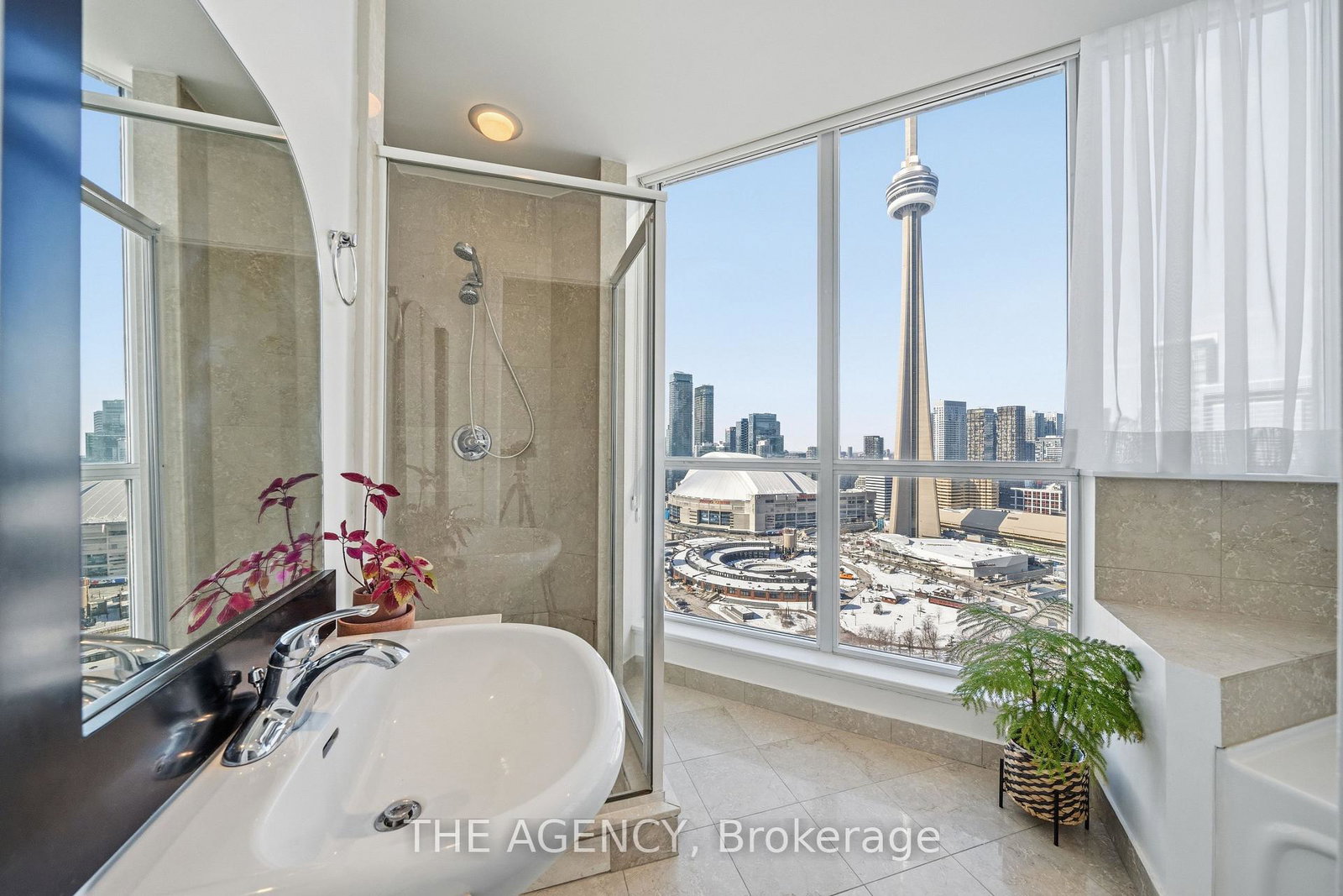 208-queens-quay-sw-toronto-ontario-c12811566
