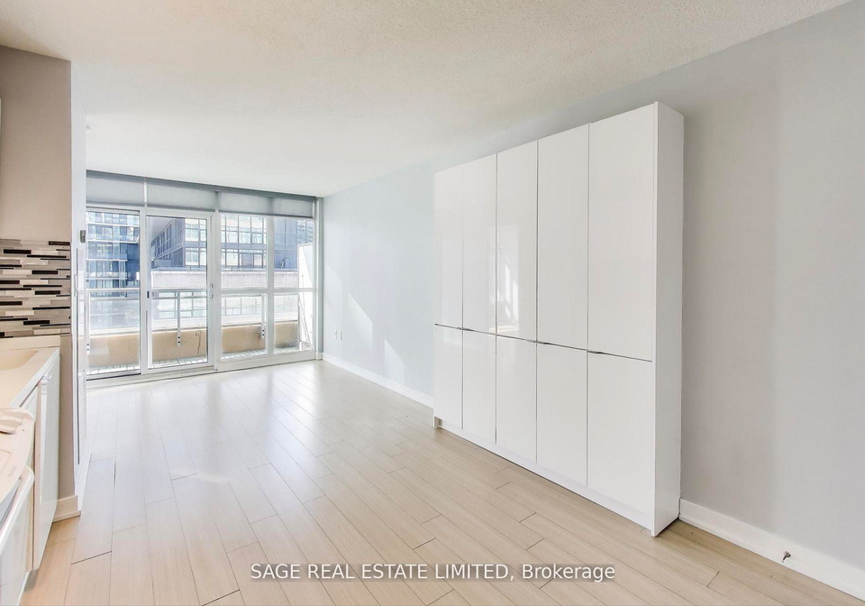 10-capreol-court-toronto-ontario-c12811680