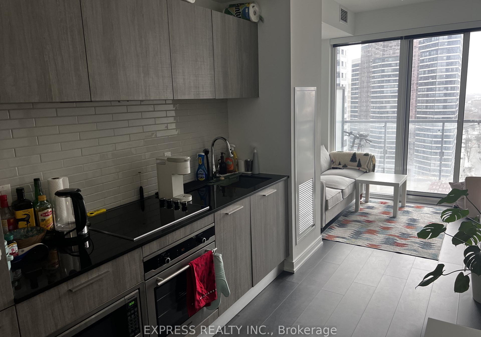 3-gloucester-street-toronto-ontario-c12811758