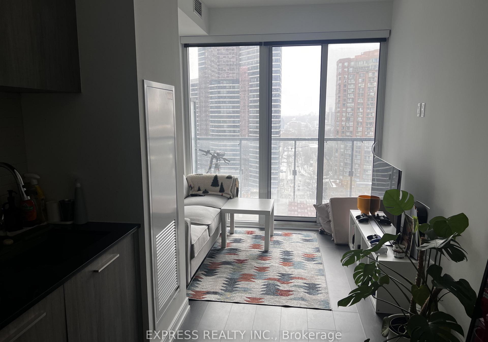 3-gloucester-street-toronto-ontario-c12811758