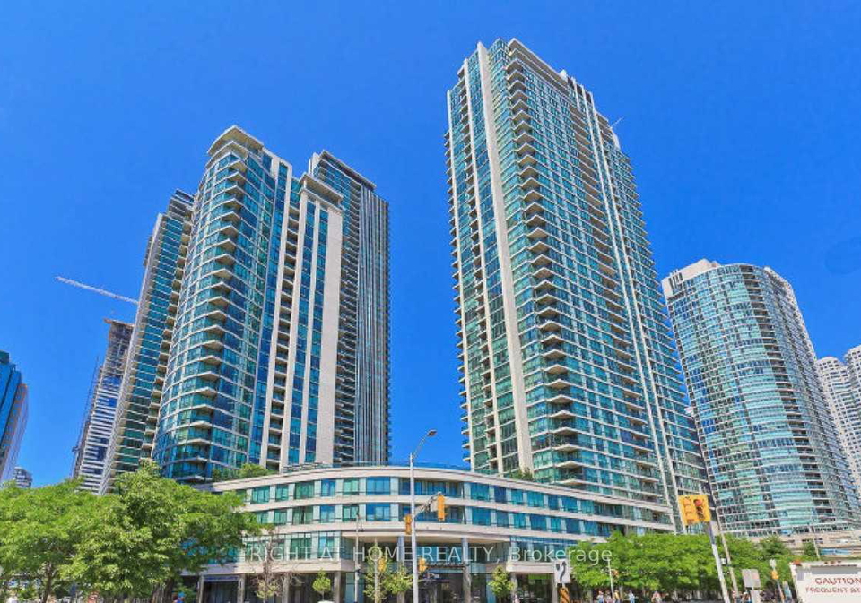 12-yonge-street-toronto-ontario-c12811774