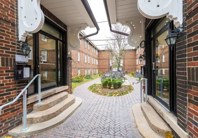 245-howland-avenue-toronto-ontario-c12811790