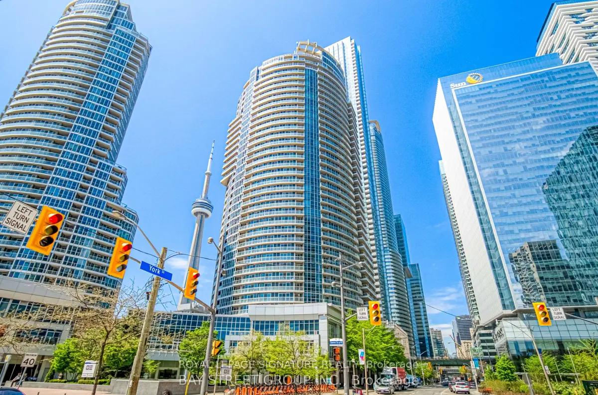8-york-street-toronto-ontario-c12812030