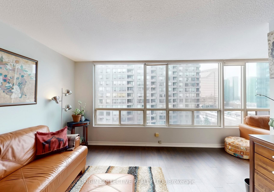 5785-yonge-street-north-york-ontario-c12812032