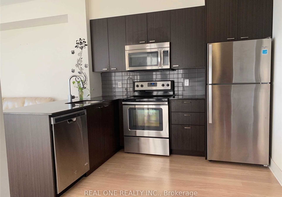 88-sheppard-avenue-e-north-york-ontario-c12812054