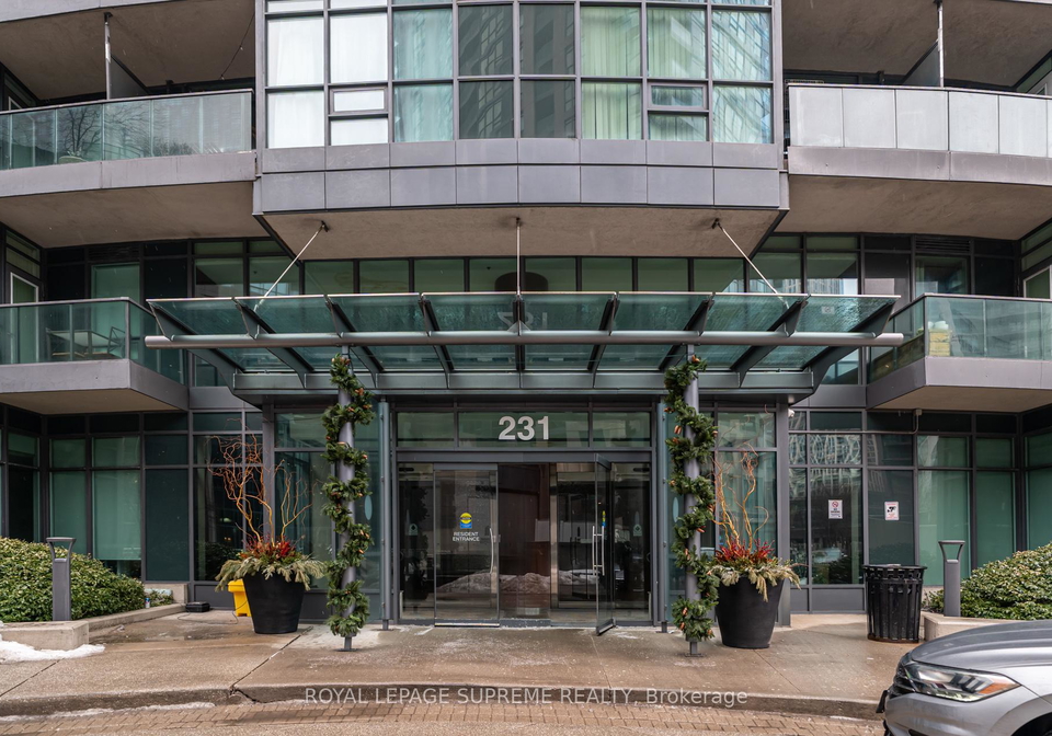 231-fort-york-boulevard-toronto-ontario-c12812286