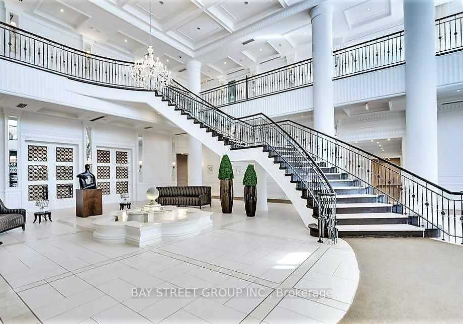 15-greenview-avenue-toronto-ontario-c12812526