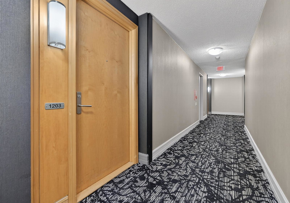 123-eglinton-avenue-e-toronto-ontario-c12812602
