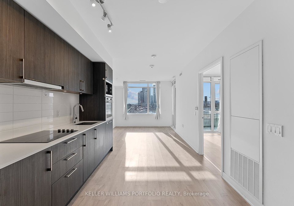 27-bathurst-street-toronto-ontario-c12812628