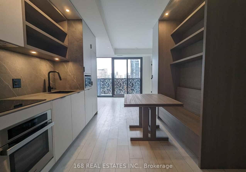 55-charles-street-e-toronto-ontario-c12812686