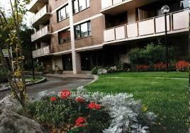 10-huntley-street-toronto-ontario-c12812794
