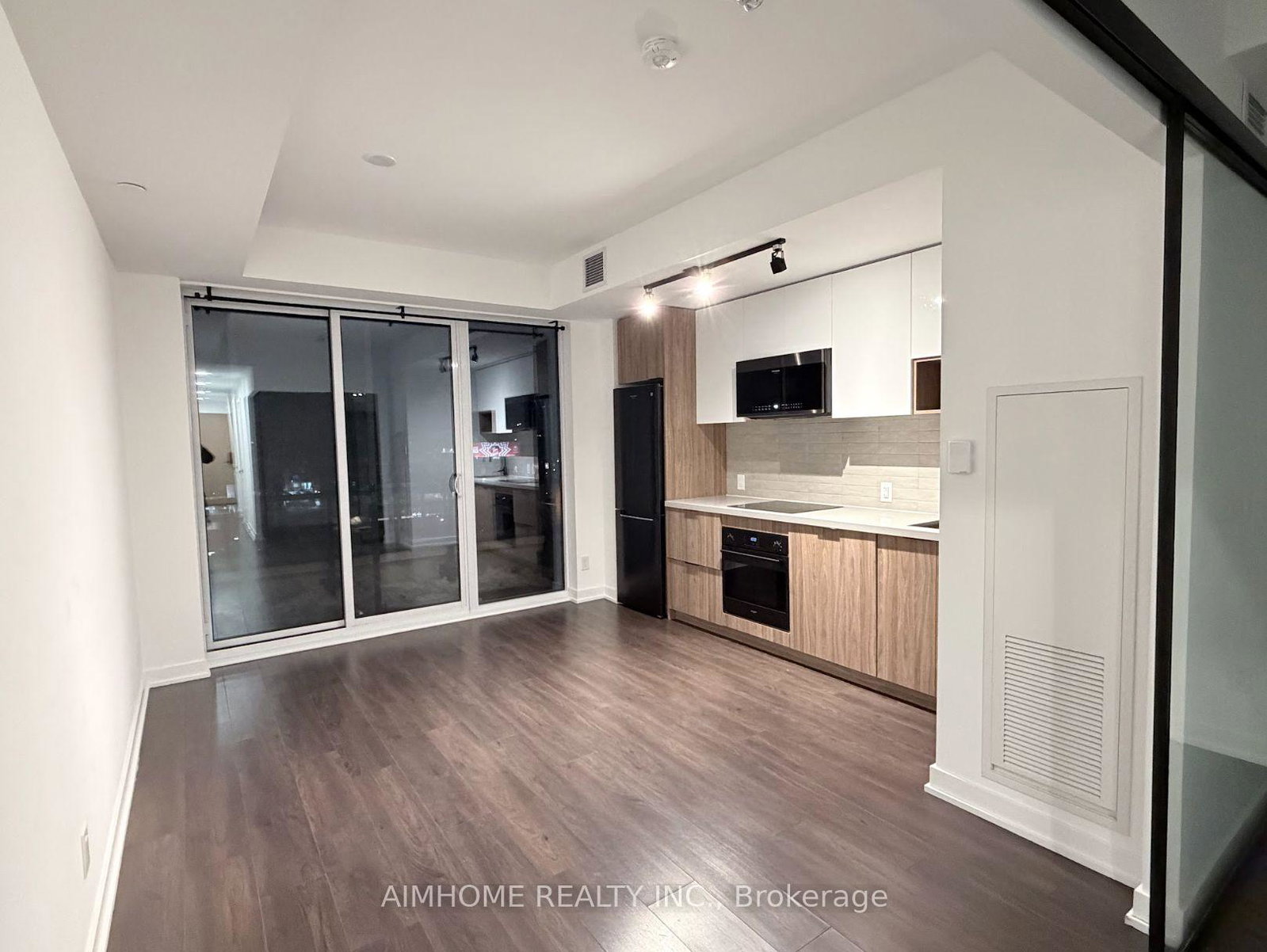 5-defries-street-toronto-ontario-c12813056