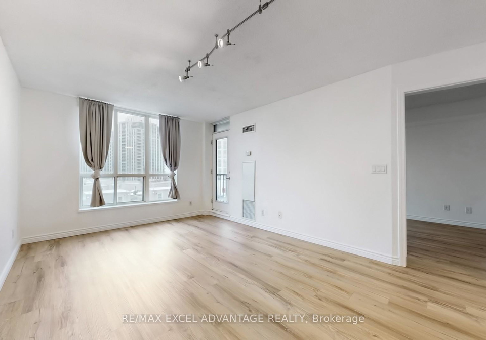 55-harrison-garden-boulevard-north-york-ontario-c12813762
