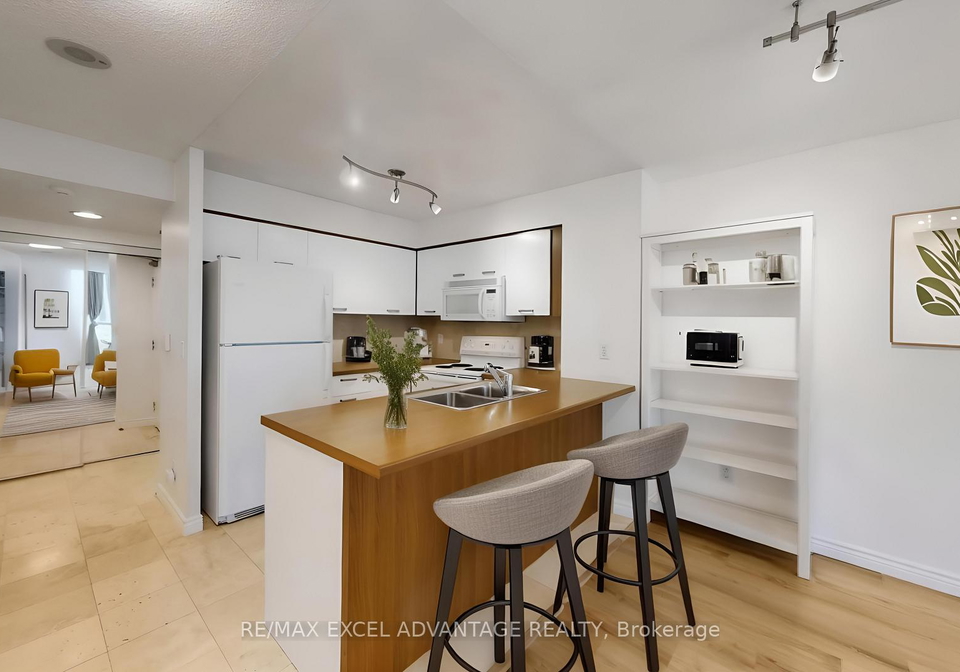55-harrison-garden-boulevard-north-york-ontario-c12813762