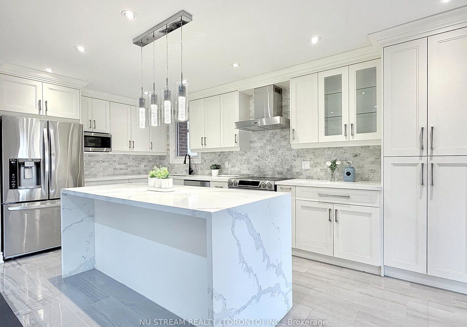 3-mosedale-crescent-north-york-ontario-c12814018