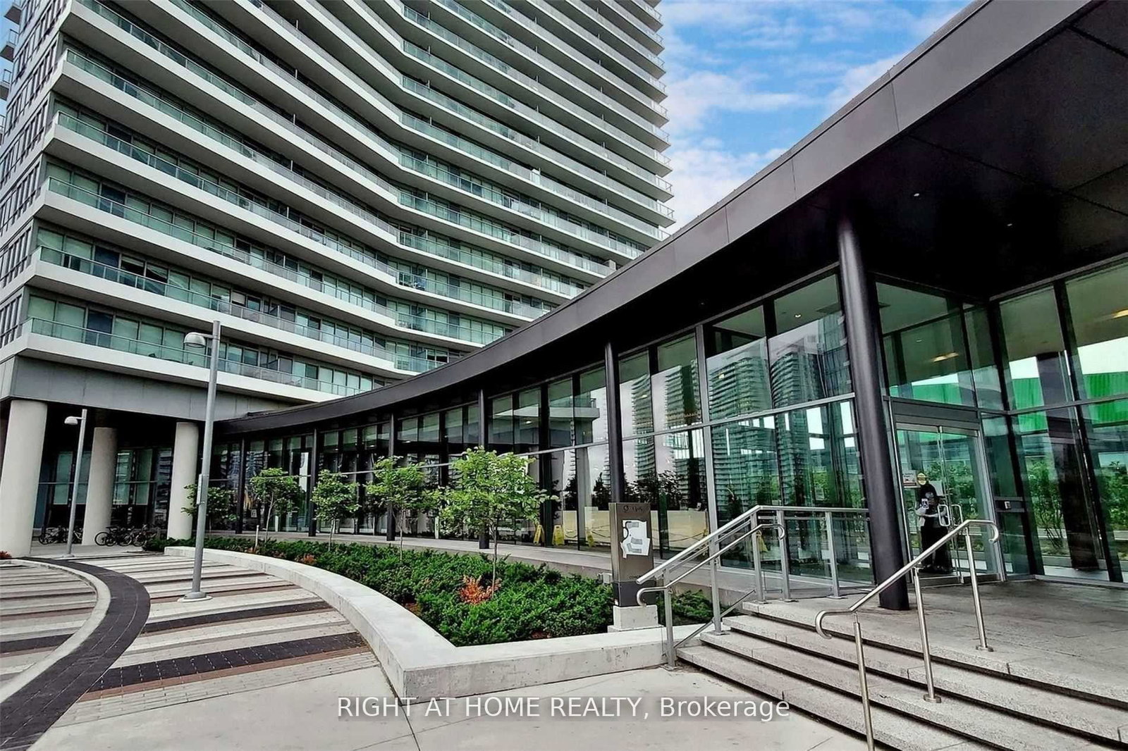 117-mcmahon-drive-north-york-ontario-c12814098