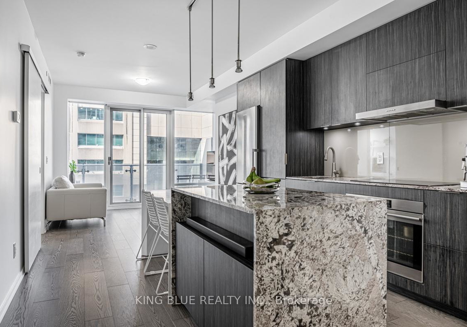 1-bloor-street-e-toronto-ontario-c12814110
