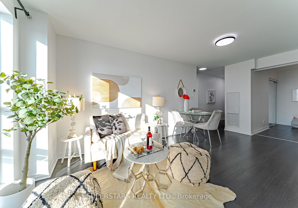 2015-sheppard-avenue-e-north-york-ontario-c12814142
