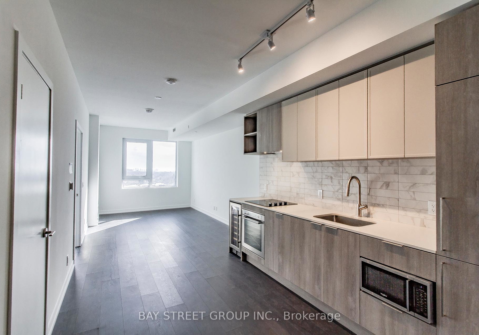 2020-bathurst-street-toronto-ontario-c12814478