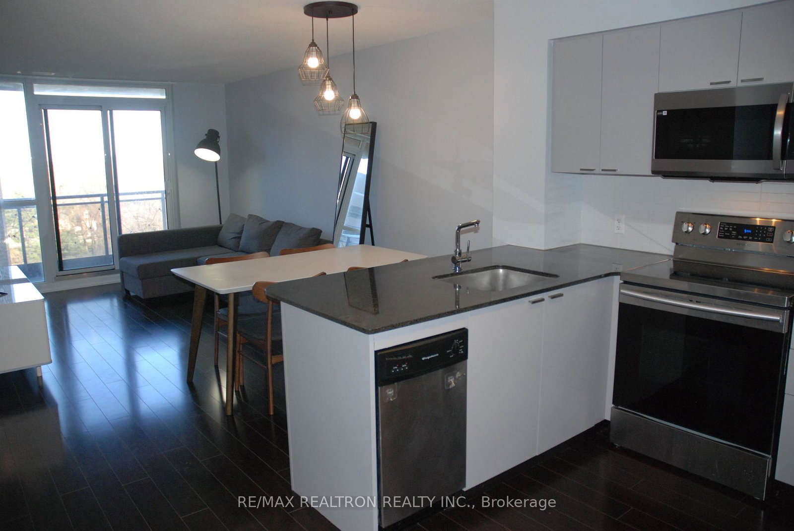 23-sheppard-avenue-e-north-york-ontario-c12814702