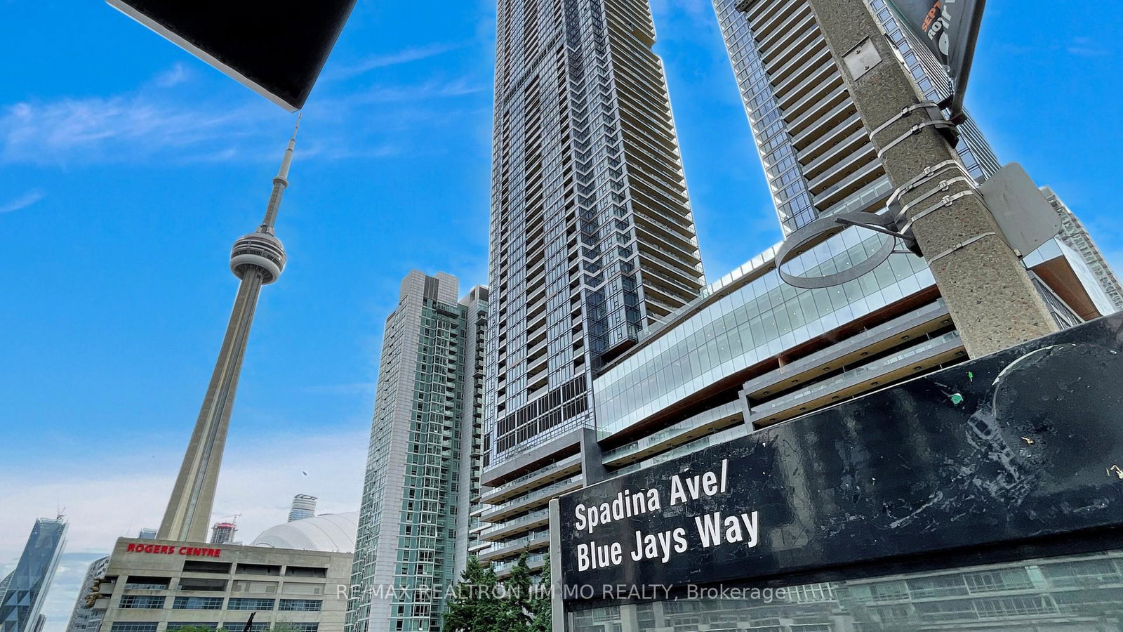 3-concord-cityplace-way-toronto-ontario-c12814754