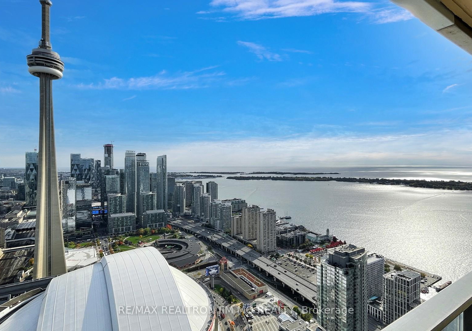 3-concord-cityplace-way-toronto-ontario-c12814754
