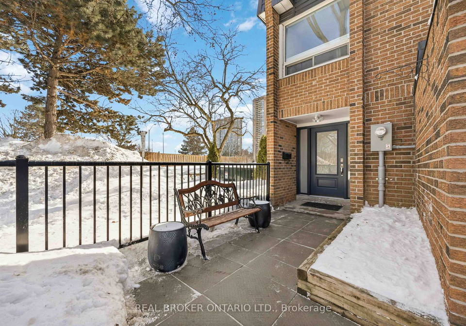 5-remora-royal-way-north-york-ontario-c12814864