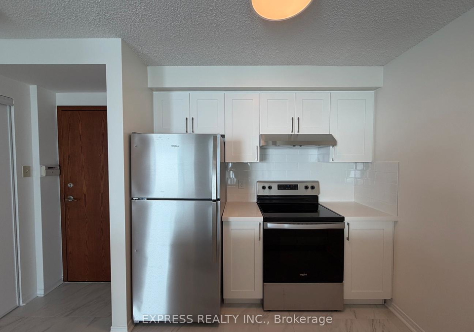 10-queens-quay-w-toronto-ontario-c12815484