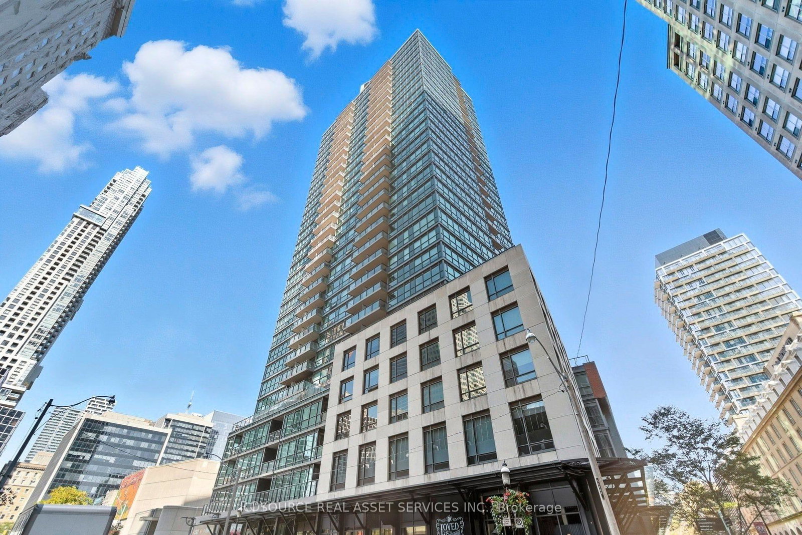 1-scott-street-toronto-ontario-c12815568