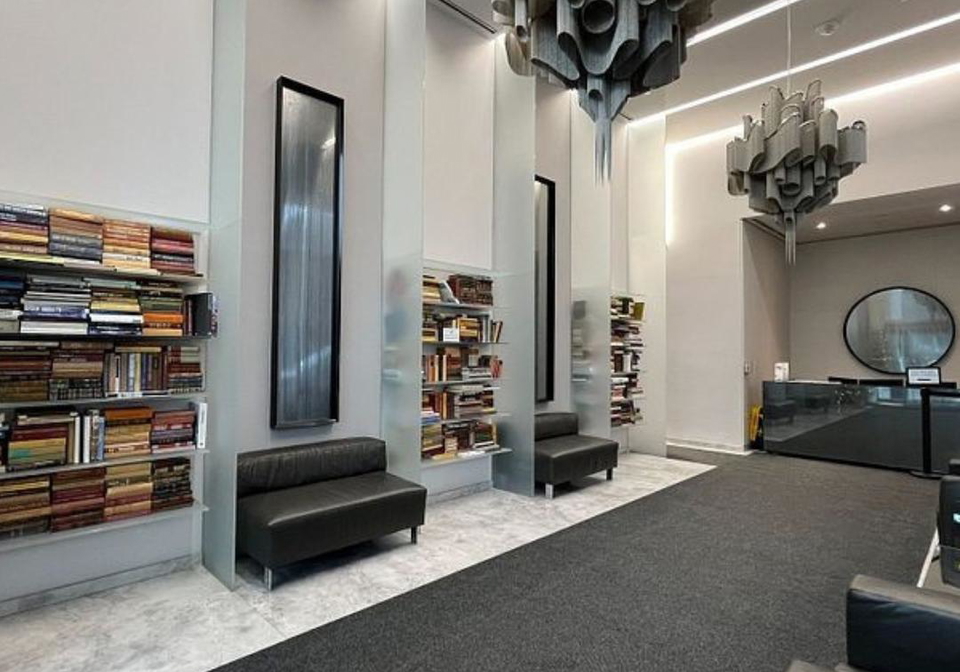 8-hillsdale-avenue-e-toronto-ontario-c12815624