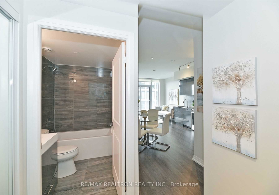 251-jarvis-street-toronto-ontario-c12815668