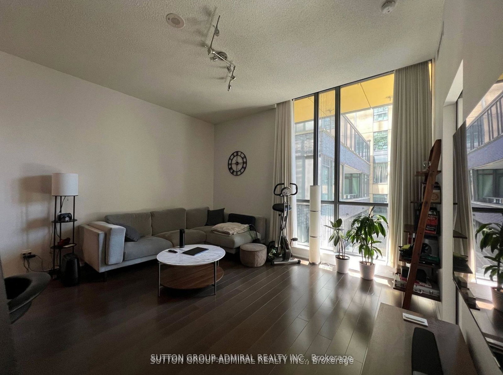 8-charlotte-street-toronto-ontario-c12815714
