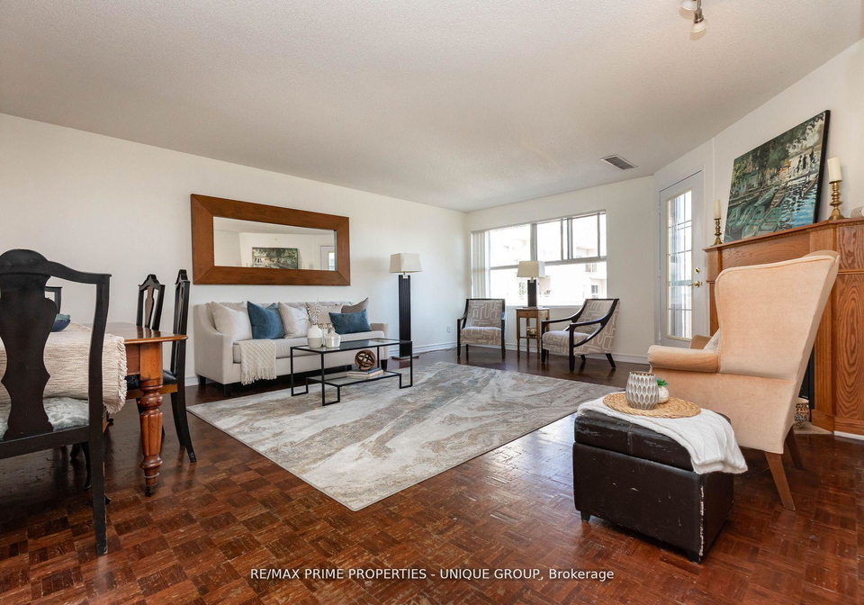 18-concorde-place-north-york-ontario-c12815828