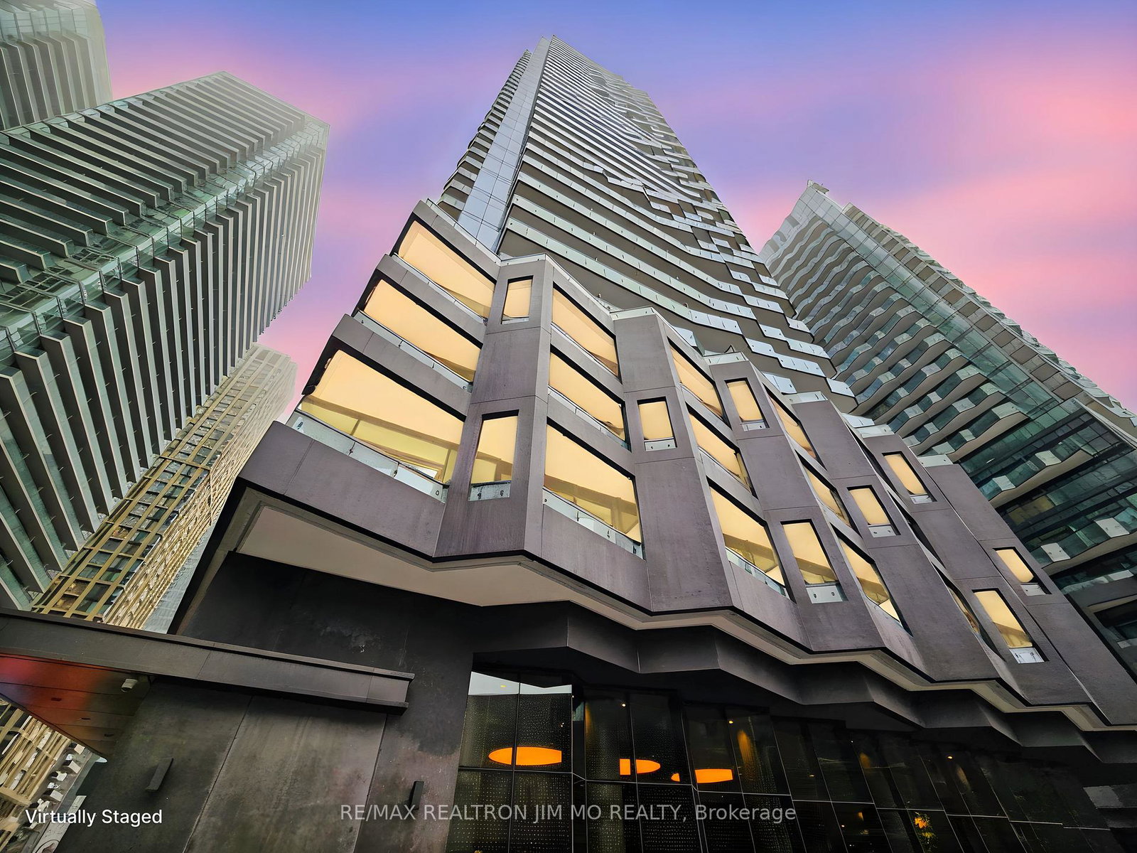 110-broadway-avenue-toronto-ontario-c12815846