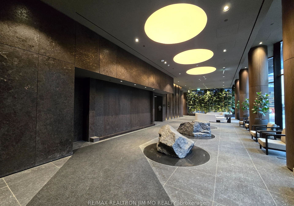 110-broadway-avenue-toronto-ontario-c12815846