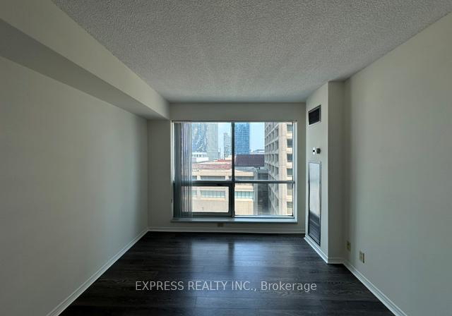 10-yonge-street-toronto-ontario-c12815948