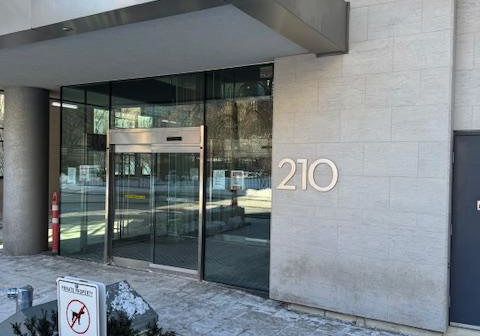 210-simcoe-street-toronto-ontario-c12815954